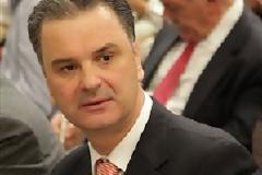 Δεν θα είναι υποψήφιος στις επόμενες εκλογές ο Σ. Ξυνίδης