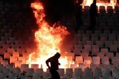 TIME: Η φλεγόμενη εξέδρα του ΟΑΚΑ στις φωτογραφίες της εβδομάδας