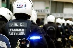 Και όμως, το Κράτος (τους) υπάρχει!!