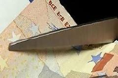 Πως θα γίνει το νέο ψαλίδισμα των επικουρικών συντάξεων