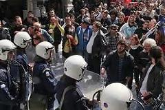 Ζήτω η σιδερόφρακτη Ελληνική Δημοκρατία!