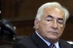 Διετάχθη έρευνα για μαστροπεία κατά του Στρος - Καν