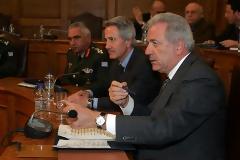 «Εσωτερικό πρόβλημα της Τουρκίας» Αμεση η αντίδραση στην είσοδο της τουρκικής φρεγάτας, λέει ο Δ.Αβραμόπουλος