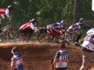 Φωτογραφία για VIDEO: BMX Supercross 2012