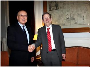 Φωτογραφία για Θέματα ενέργειας στη συνάντηση Στ. Δήμα με τον Αμερικανό πρέσβη Μόρνινγκσταρ