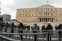 Προέλαση της Νέας Τάξης στην παρέλαση της 25ης Μαρτίου