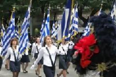 Οι μούντζες έφεραν αποβολές σε γυμνάσιο του Γαλατσίου