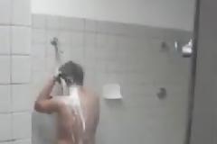Απίστευτη φαρσα!!!! Το σαμπουάν δε τελειωνει ....