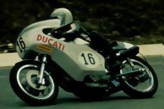 Η Ducati γιορτάζει 40 χρόνια επιτυχιών L-twin