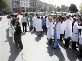 Φωτογραφία για Στάση εργασίας για τους νοσοκομειακούς γιατρούς