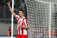 ΟΛΥΜΠΙΑΚΟΣ: Θέλουν να δέσουν τον Μιραλάς στο λιμάνι