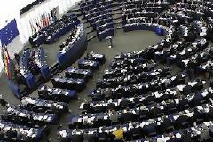 Οι ευρωβουλευτές ζήτησαν εξηγήσεις από την Τρόικα