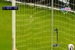 VIDEO: O χειρότερος τερματοφύλακας!
