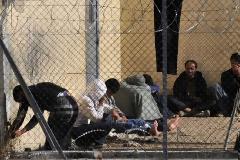 Σε 45 μέρες θα είναι έτοιμο το πρώτο κέντρο κράτησης μεταναστών