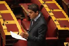 Λ. Αυγενάκης: Το αεροδρόμιο στο Καστέλλι υποβαθμίζεται πριν καν δημοπρατηθεί!