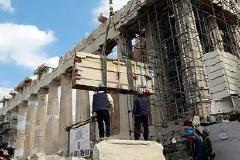 Κατέβασαν λίθο επτά τόνων