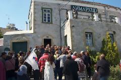 Έπεσε ξύλο στο Δημαρχείο Ερμιονίδος
