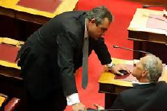 ΣΥΡΙΖΑ έκλεισε την πόρτα στον Καμμένο