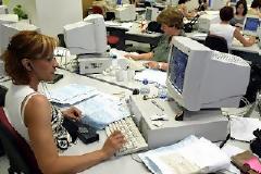 Πώς η κυβέρνηση υπεξαίρεσε τα λεφτά των πανεπιστήμιων και των νοσοκομείων