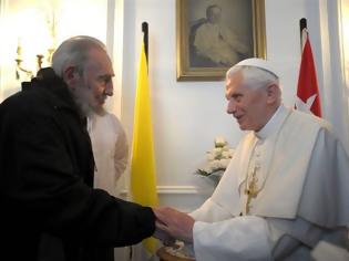 Φωτογραφία για Συνάντηση σε θερμό κλίμα του πάπα Βενέδικτου με τον Φιδέλ Κάστρο
