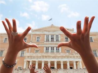 Φωτογραφία για VIDEO: Αυτή είναι η δημοκρατία σας; Αποφασίζομεν και διατάσσομεν; ε;