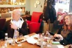 Χουνέρι στον ΓΑΠ από τους Τούρκους σε καφέ της Πόλης