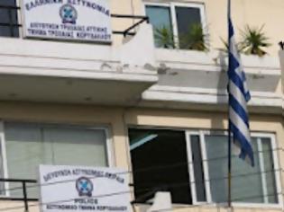 Φωτογραφία για Στόχος ήταν το μπαλκόνι μίας γυναίκας και όχι το αστυνομικό τμήμα