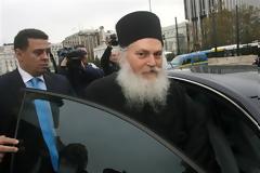 Ο ΗΓΟΥΜΕΝΟΣ ΕΦΡΑΙΜ ΑΠΟΦΥΛΑΚΙΖΕΤΑΙ ΜΕ ΕΓΓΥΗΣΗ 30.000 ΕΥΡΩ
