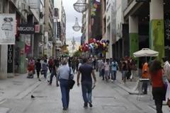 Έρχεται το πασχαλινό ωράριο στα καταστήματα