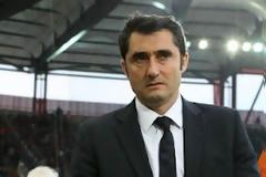 Κλειστά χαρτιά από τον Βαλβέρδε