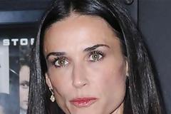 Ράκος η Demi Moore λόγω της Rihanna