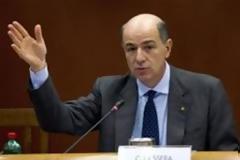 Υφεσιακό όλο το 2012 στην Ιταλία, επιμένει στις εργασιακές ανατροπές η κυβέρνηση