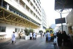 ΑΓΑΝΑΚΤΙΣΗ:Λοβέρδο,κάνε μια βόλτα στα νοσοκομεία.