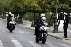 Παρασκευή, 30 Μαρτίου 2012 Συνεχίζονται οι αστυνομικές επιχειρήσεις στο κέντρο της Αθήνας