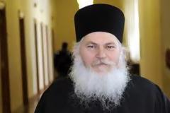 Αρχισαν τα προεορτια των εκλογων... Αποφυλακίστηκε ο Γέροντας Εφραίμ