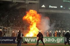 Άλλες 7 φωτογραφίες από τη δράση των Χούλιγκαν στο ντέρμι