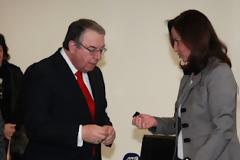 Αναζητώντας τη συμβιβαστική λύση