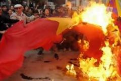 Aυτοπυρπολήθηκαν νεαροί Θιβετιανοί μοναχοί