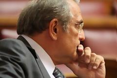 Πολιτικές ευθύνες Παπαθανασίου και απαλλαγή Παπακωνσταντίνου