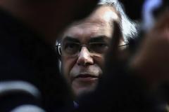 Τελικά για ποιόν δουλεύει ο πολιτικός Παπαδήμος;