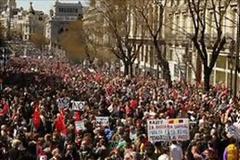 Στην Αμερική απαγορεύουν τις διαδηλώσεις κατά του ΝΑΤΟ!