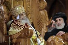 Πέθαναν προσκυνώντας οι πιστοί