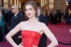 H Anne Hathaway σε δίαιτα 500 θερμίδων