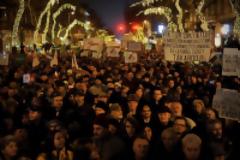 Διαδηλωτές απαίτησαν την παραίτηση Προέδρου!