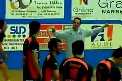 VIDEO: Έλληνας βολεϊμπολίστας χόρεψε συρτάκι μέσα σε γαλλικό γήπεδο!