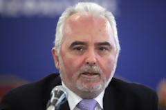 Κουτρουμάνης -> «Εάν υπάρχει ύφεση για τα επόμενα τρία ή τέσσερα χρόνια, οι συντάξεις θα μειωθούν δραματικά» (βίντεο)