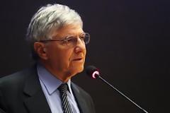 ΕΧΟΥΝ ΑΠΙΣΤΕΥΤΗ ΠΛΑΚΑ...