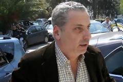 Χτυπάει την πόρτα Πόλυ και Παππά!