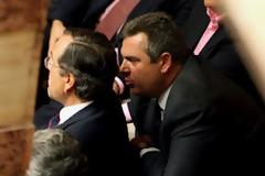Ανελέητος πόλεμος ΝΔ - Καμμένου