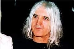 ΠΟΛΥ ΚΟΝΤΑ ΣΕ ΣΥΜΦΩΝΙΑ ΚΑΡΑΤΖΑΦΕΡΗΣ-ΚΑΡΒΕΛΑΣ